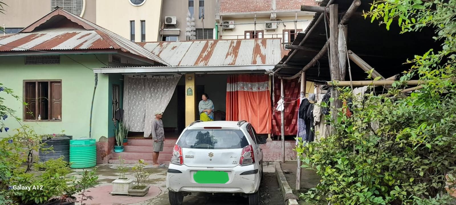 Land for Sale with Residential House – Prime Location
