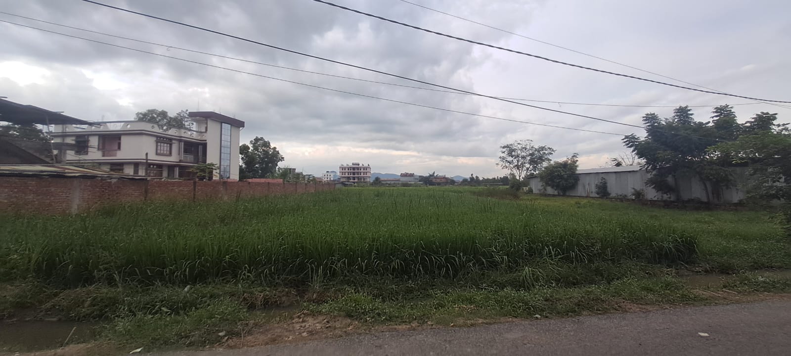 LOU SANGAM - Excellent Investment Opportunity Prime Location
